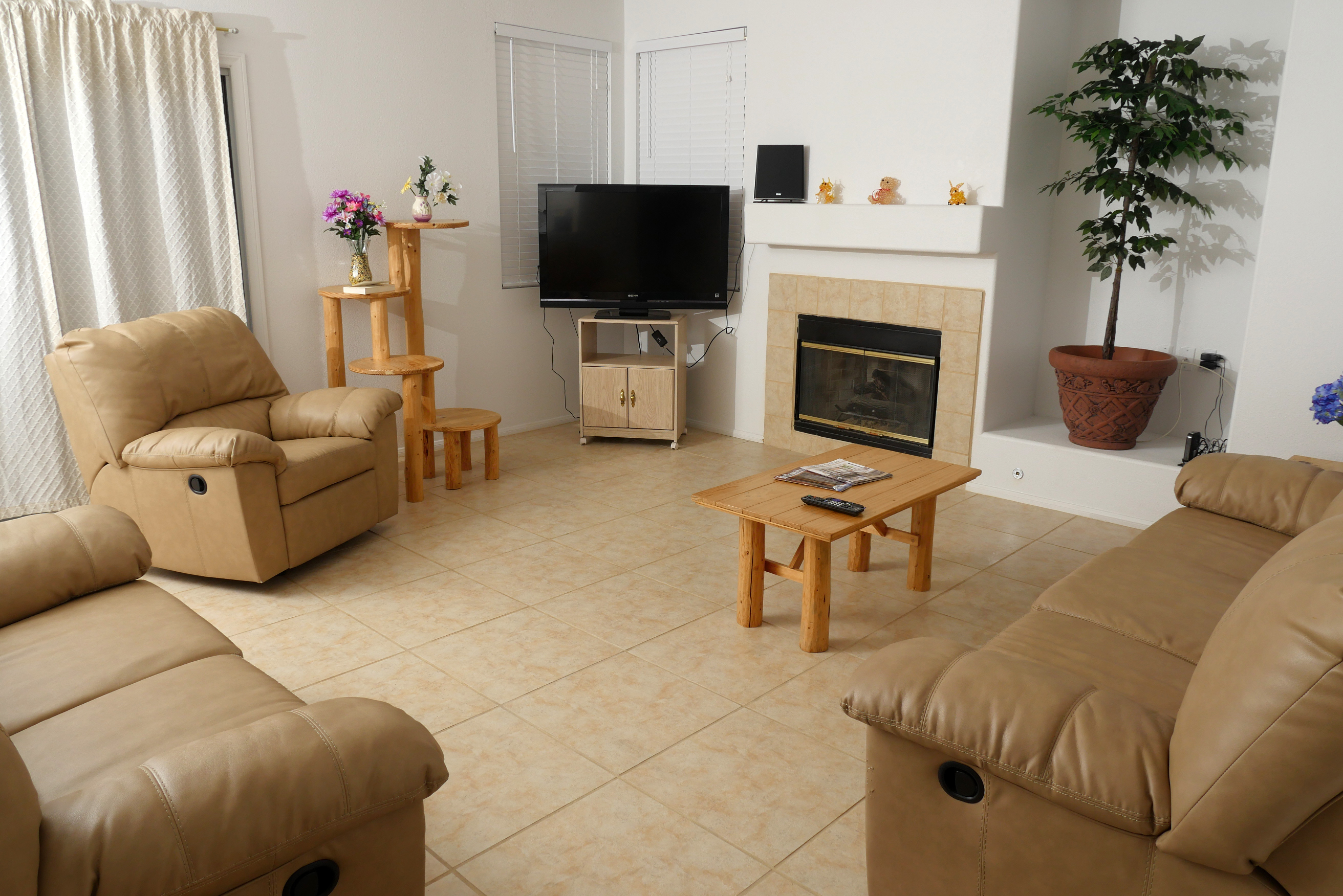 Privacy and Efficiency! 1300+ sqft Space!