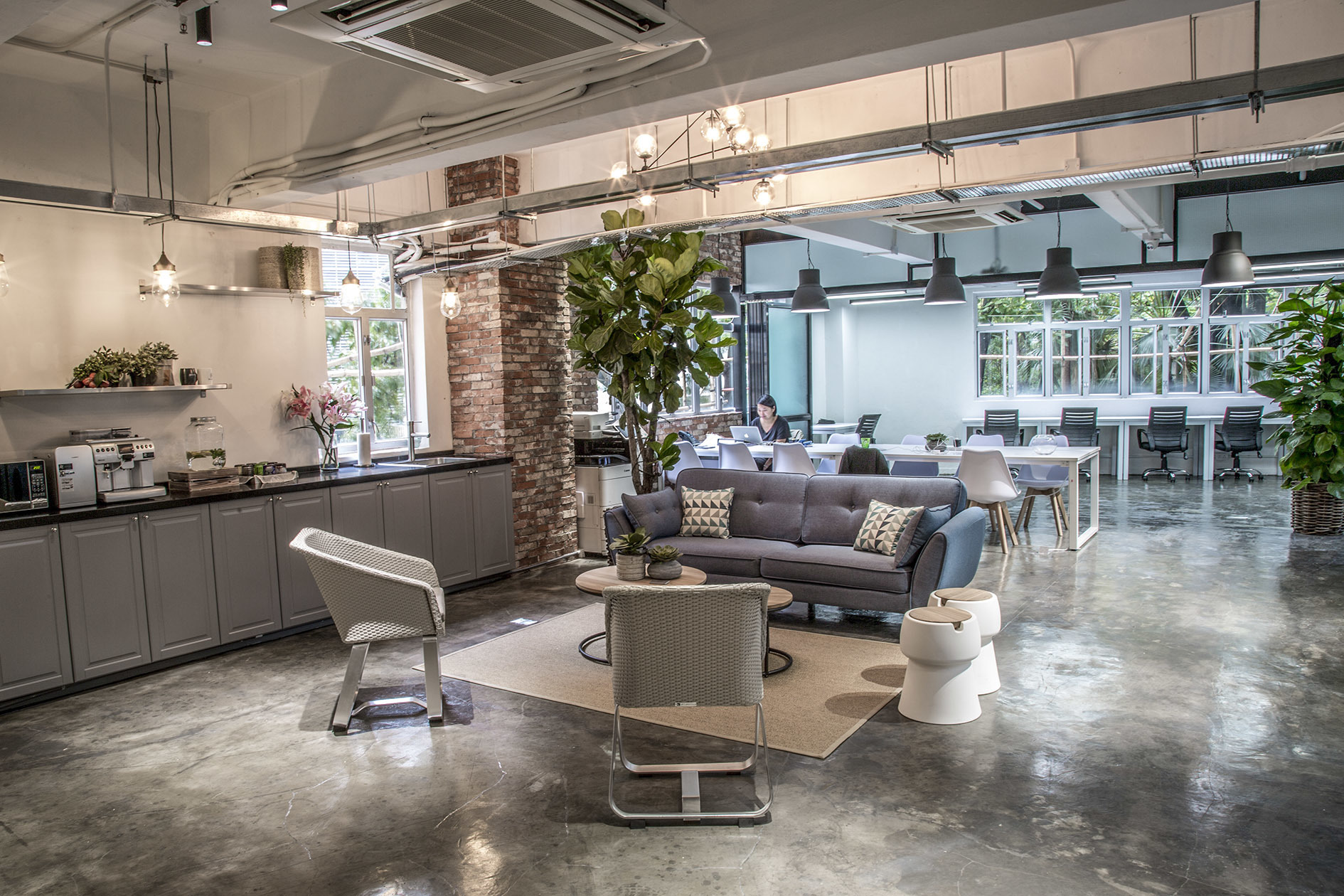 The Headquarters International