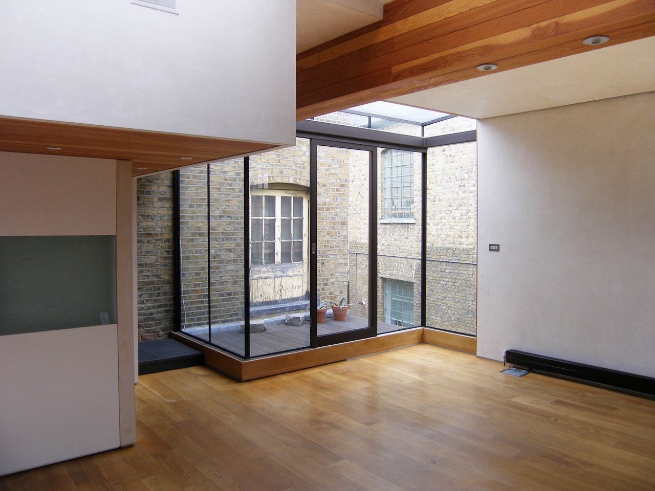 Beautiful and flexible office / Studio space in the heart of Shoreditch