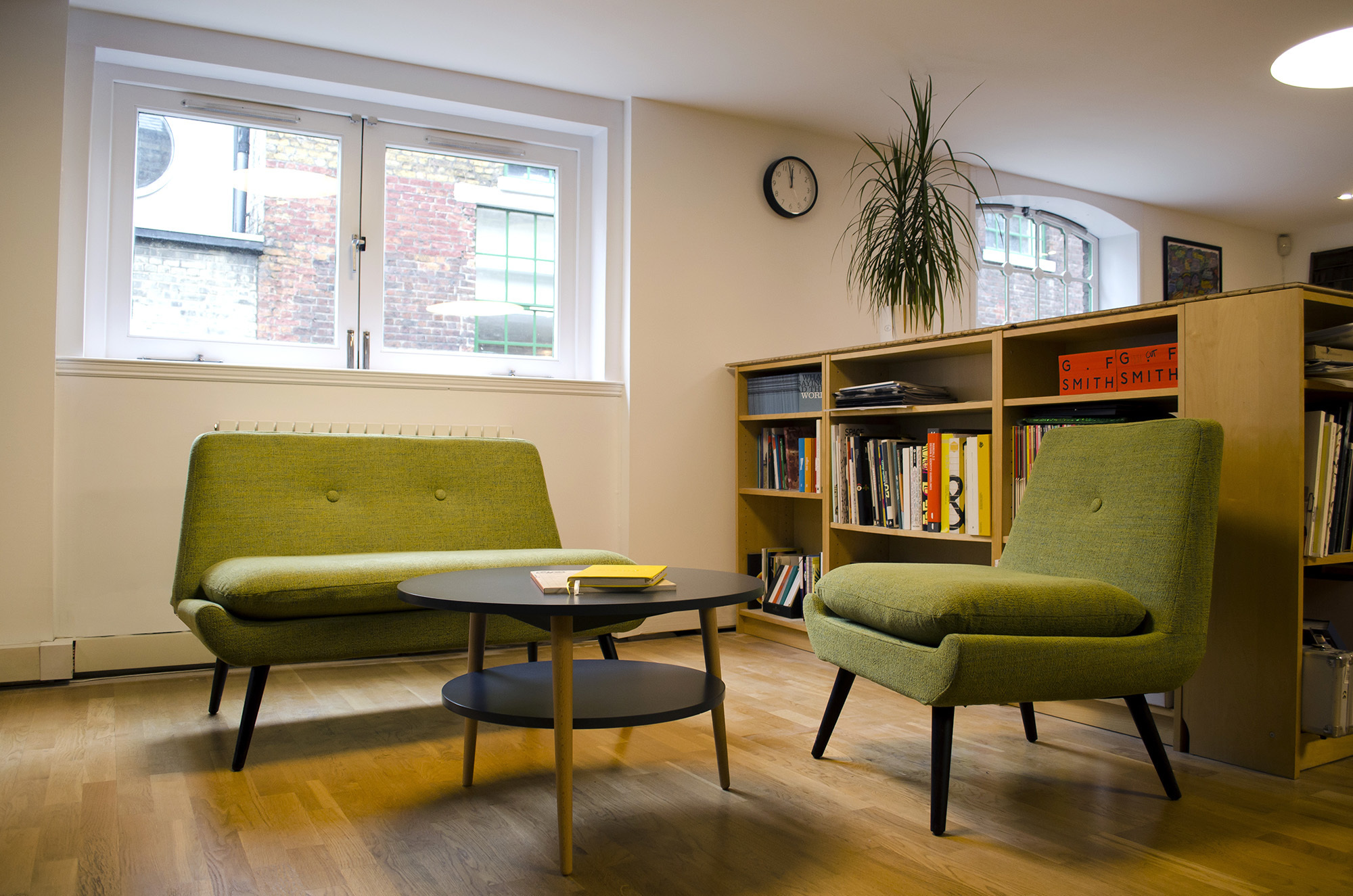 Available Now – Desk Space London Bridge SE1 Available Now – Desk Space London Bridge SE1
