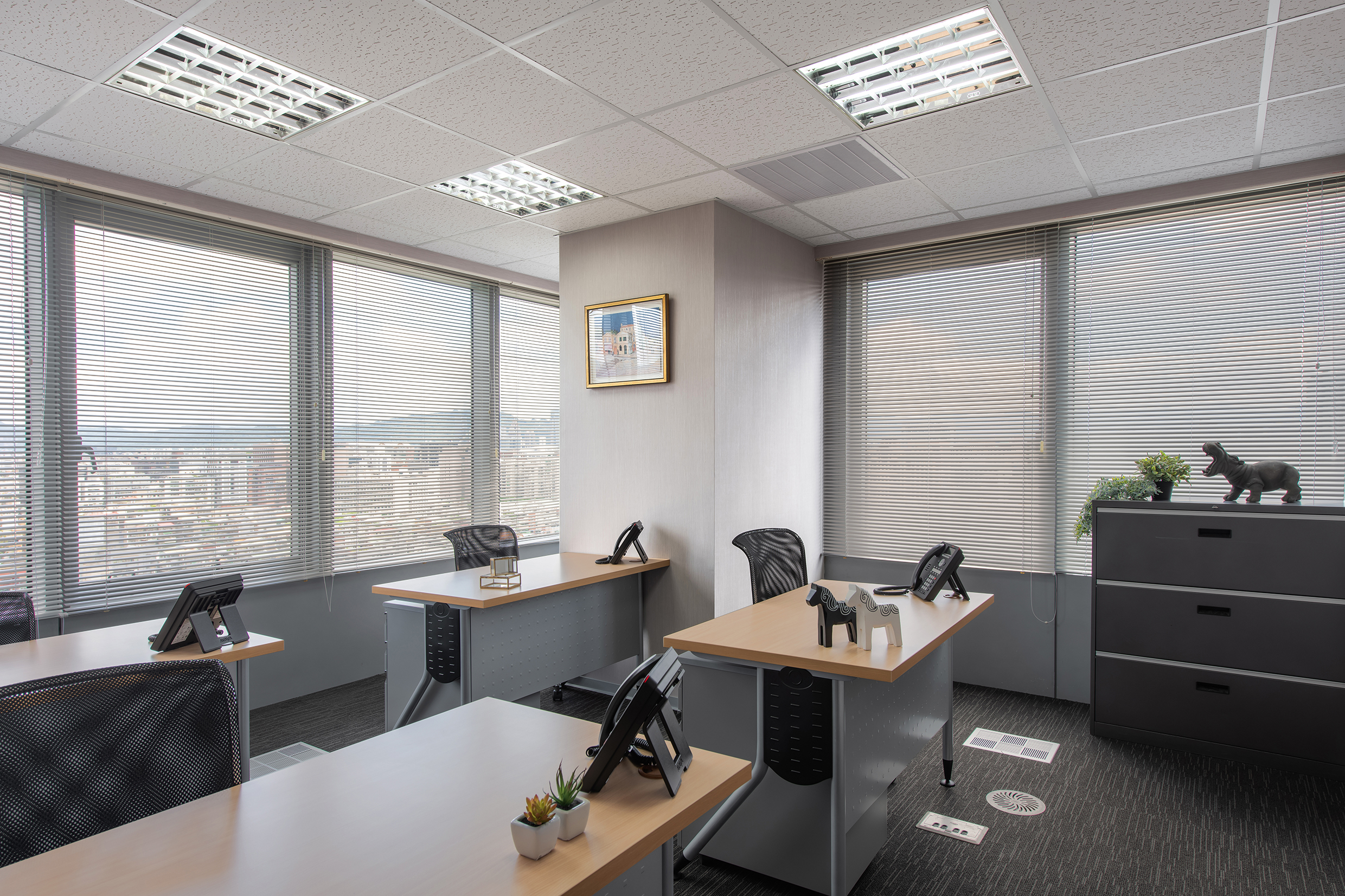 Minquan  Business Center