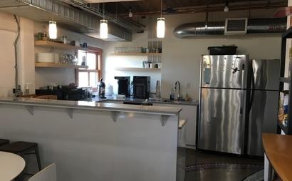 East side GRAYBOX office desk pod East side GRAYBOX office desk pod