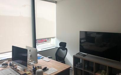 1 Private Office + 9 Dedicated Desks Available w/ Amenities 1 Private Office + 9 Dedicated Desks Available w/ Amenities