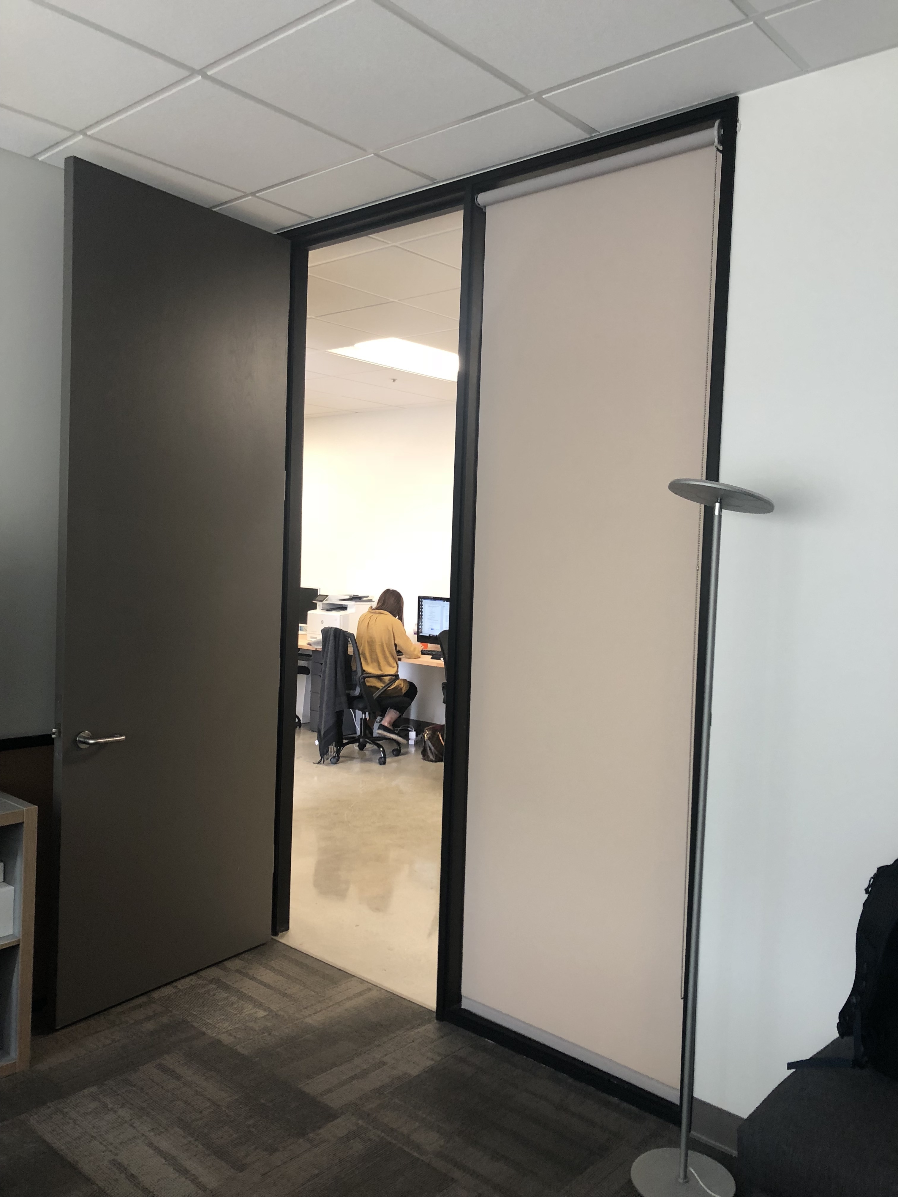 1 Private Office + 9 Dedicated Desks Available w/ Amenities 1 Private Office + 9 Dedicated Desks Available w/ Amenities