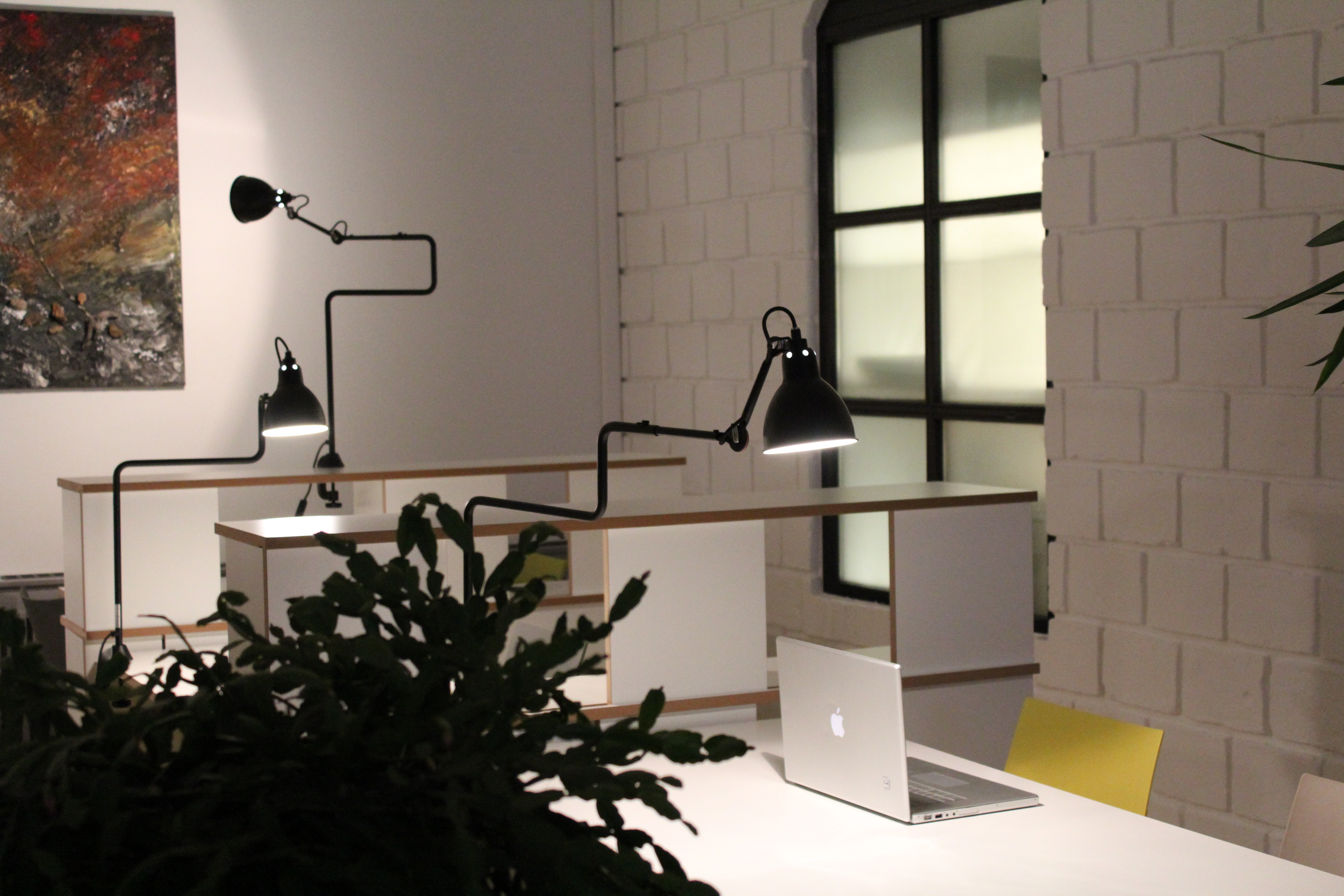 Flexible and Fixed Desk