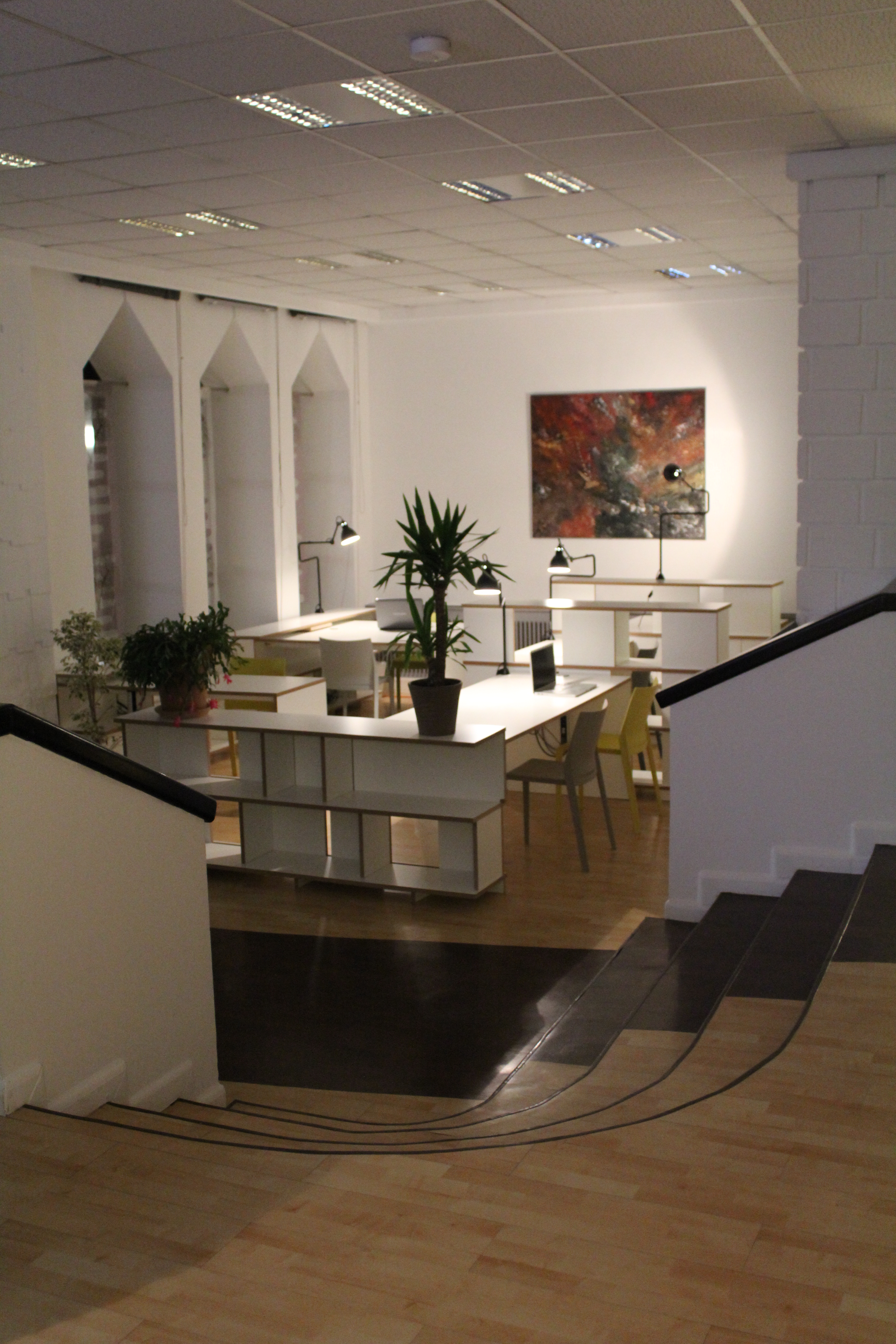 Flexible and Fixed Desk