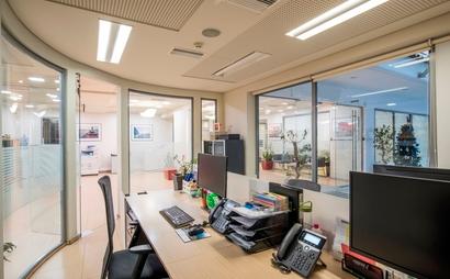 QUALITY BRAND SPACES