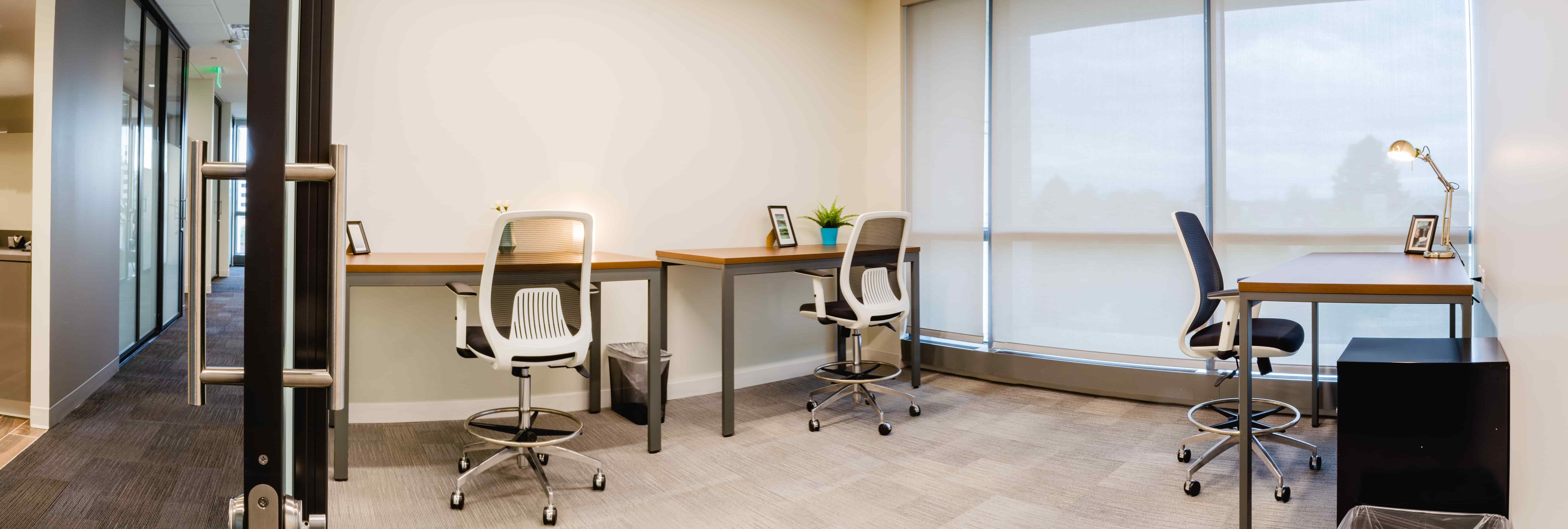 Team Room (3-5 people) 