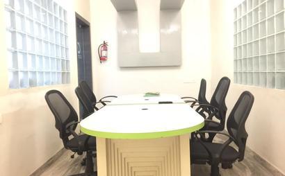 Conference Room/ Meeting Room Conference Room/ Meeting Room