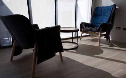 Shared desks Shared desks