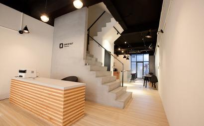 Shared desks Shared desks