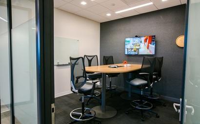 Large Team Room Large Team Room