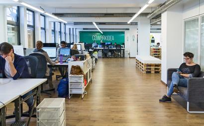 Fixed Desk Fixed Desk