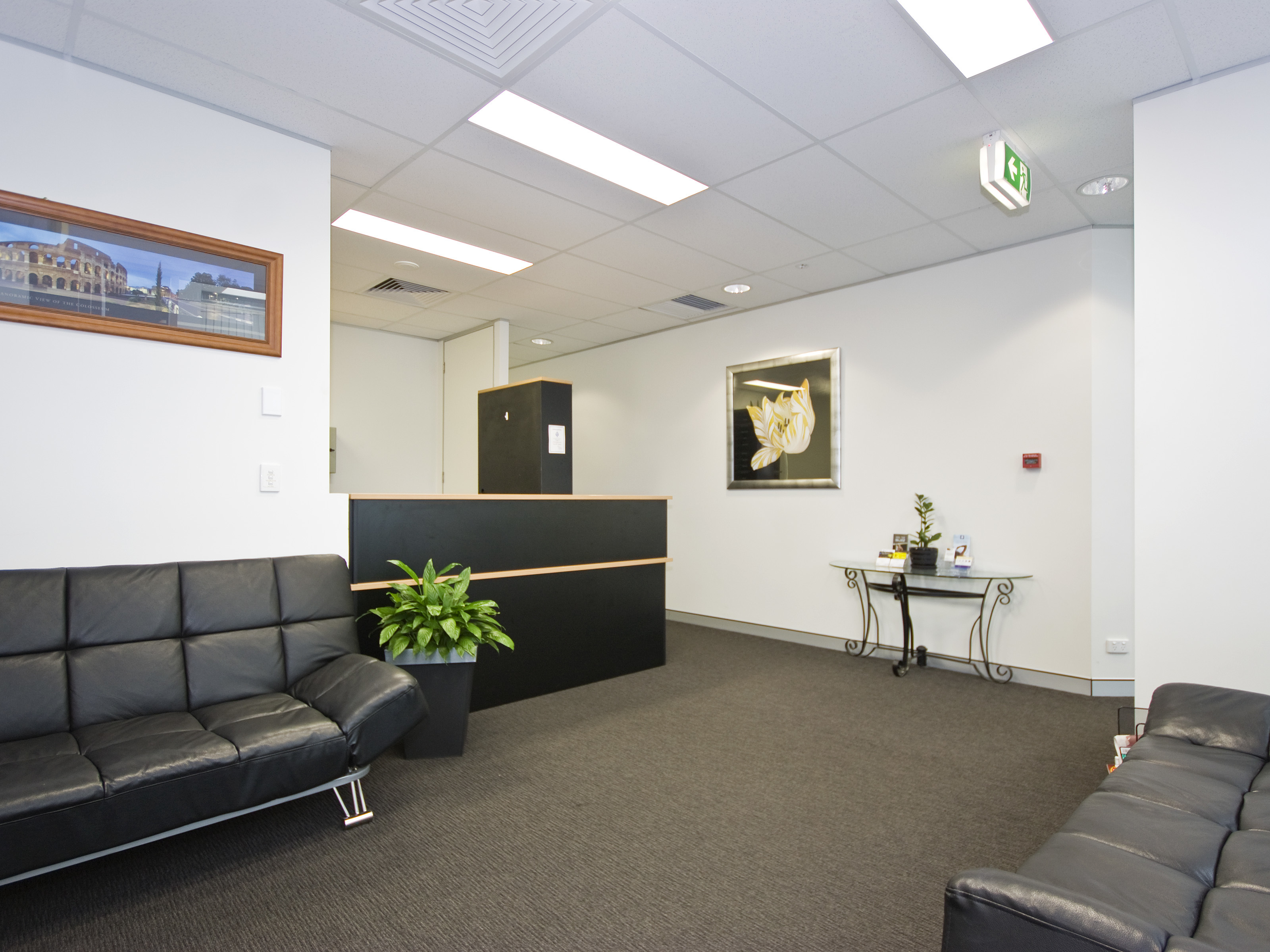 10 Person Boardroom with natural light in Ashgrove