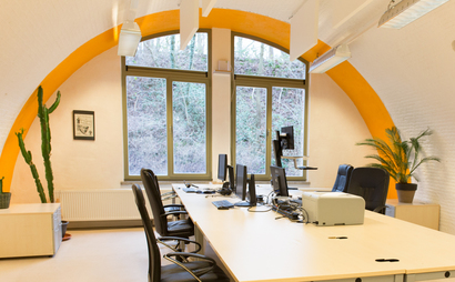 Flex desks Flex desks