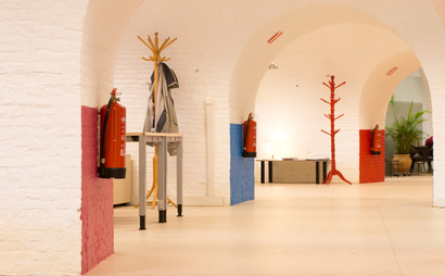 Flex desks Flex desks