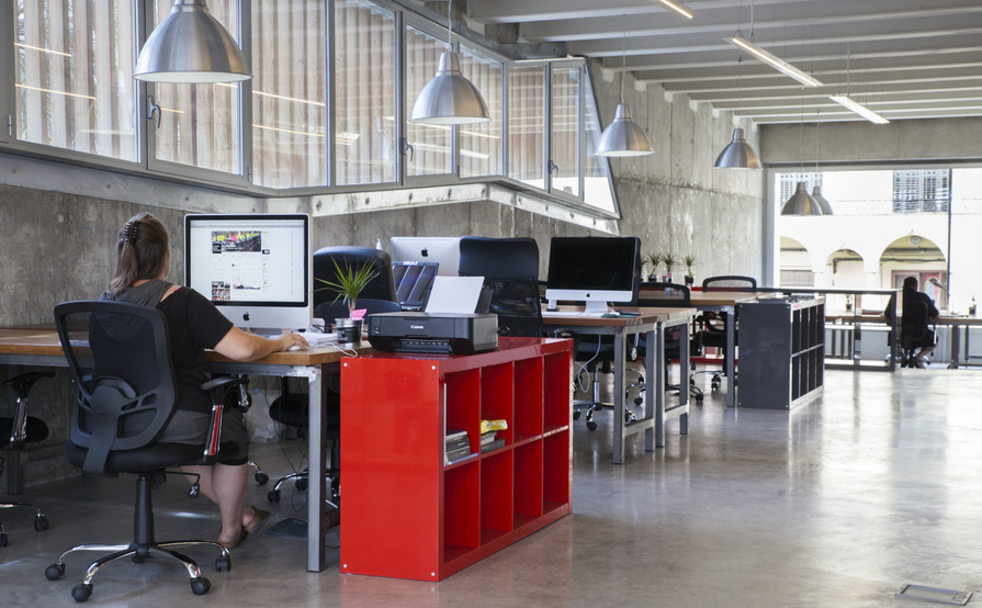 XAMMER COMPLET/NOMAD/PART TIME/COOPERATION XAMMER COMPLET/NOMAD/PART TIME/COOPERATION