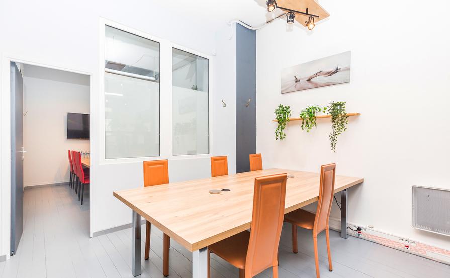 Open space workstation, Hotdesk - Nomad office in Paris 11th Nation Open space workstation, Hotdesk - Nomad office in Paris 11th Nation