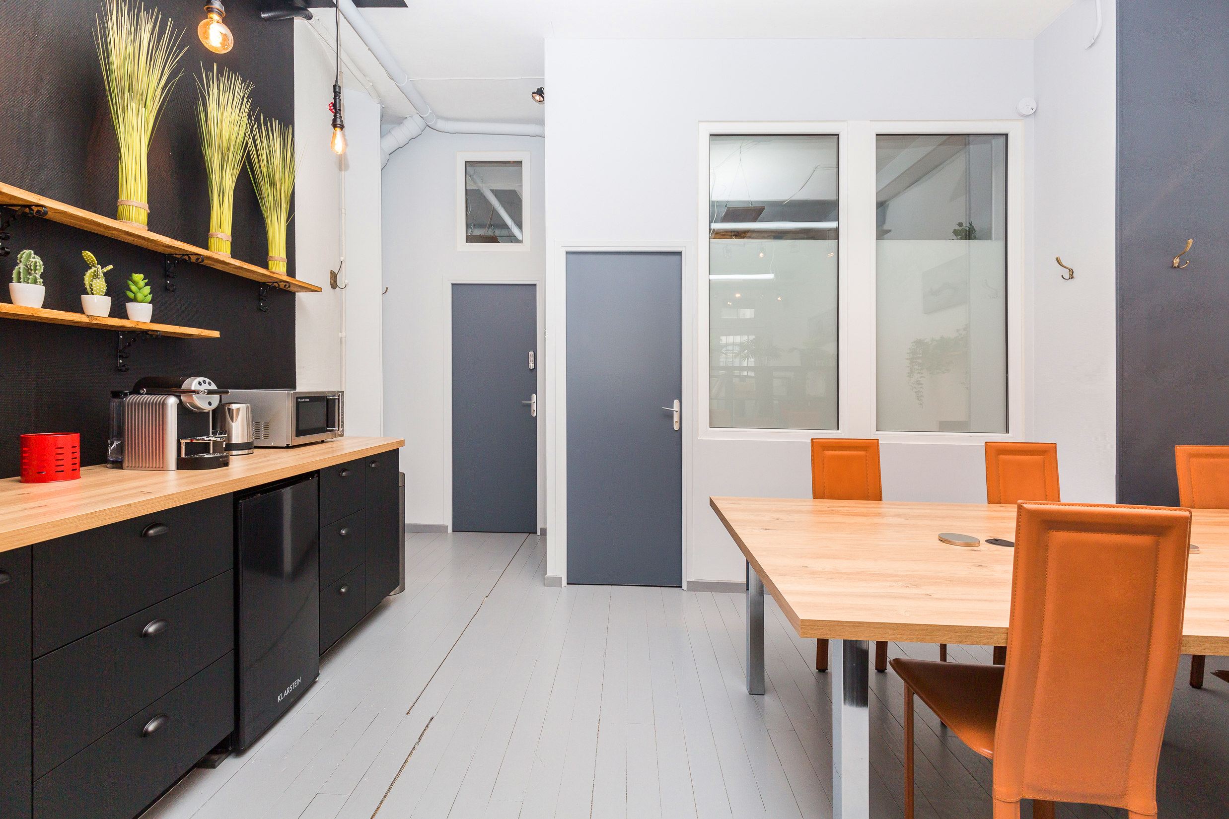 Open space workstation, Hotdesk - Nomad office in Paris 11th Nation Open space workstation, Hotdesk - Nomad office in Paris 11th Nation