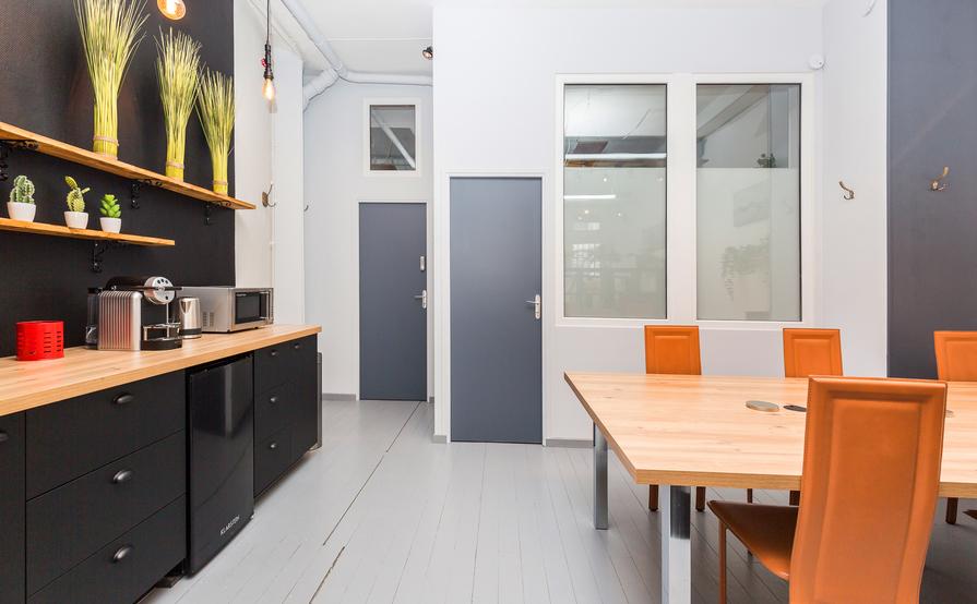 Open space workstation, Hotdesk - Nomad office in Paris 11th Nation Open space workstation, Hotdesk - Nomad office in Paris 11th Nation