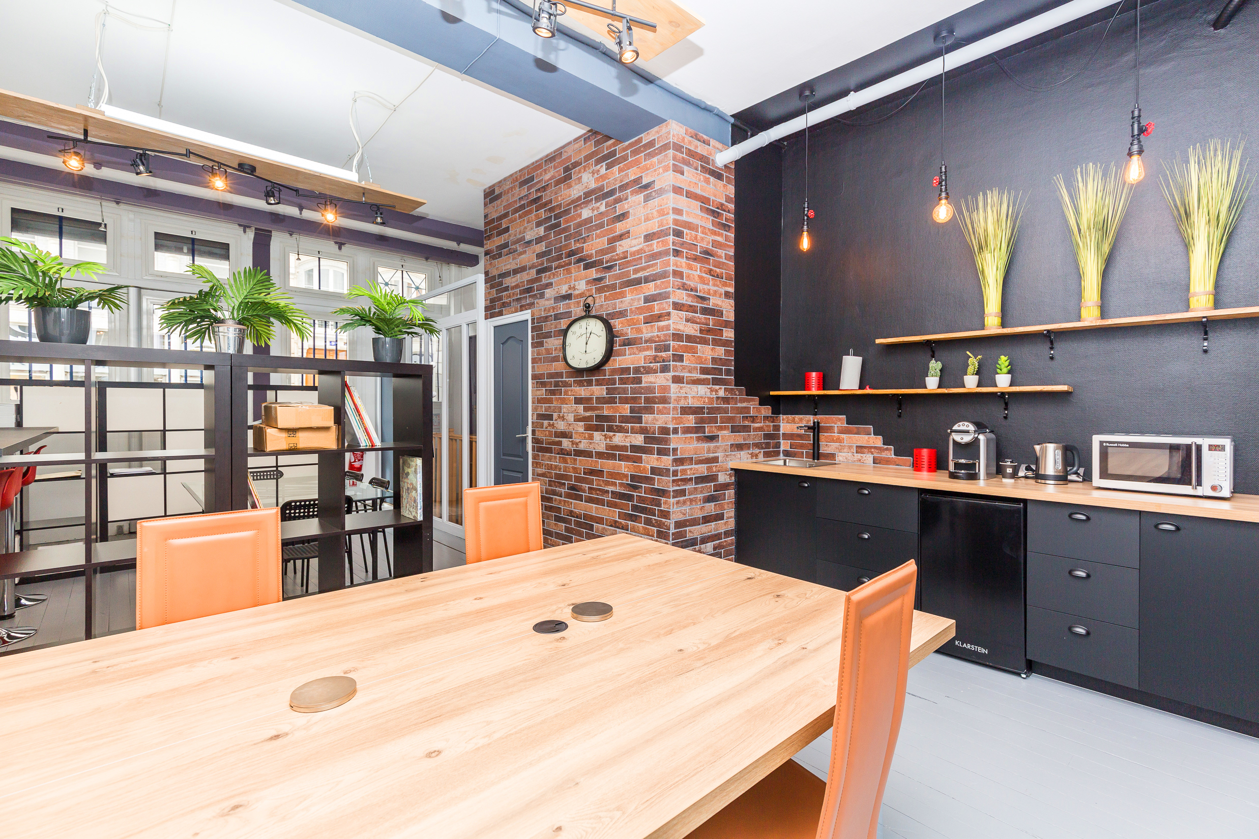 Open space workstation, Hotdesk - Nomad office in Paris 11th Nation Open space workstation, Hotdesk - Nomad office in Paris 11th Nation