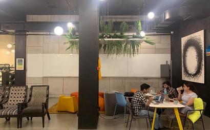 Co-Work @ The Hub Co-Work @ The Hub