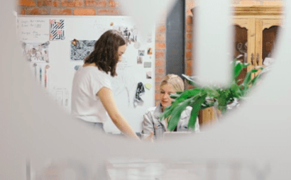 Open Plan Hot Desk Open Plan Hot Desk