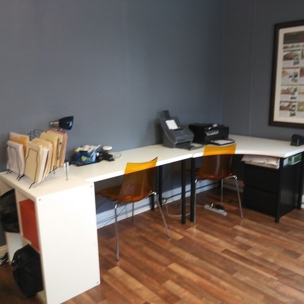 SHARED OPEN-CONCEPT OFFICE SPACE (Office Sub-lease - 2 month minimum; flexible office hours) SHARED OPEN-CONCEPT OFFICE SPACE (Office Sub-lease - 2 month minimum; flexible office hours)