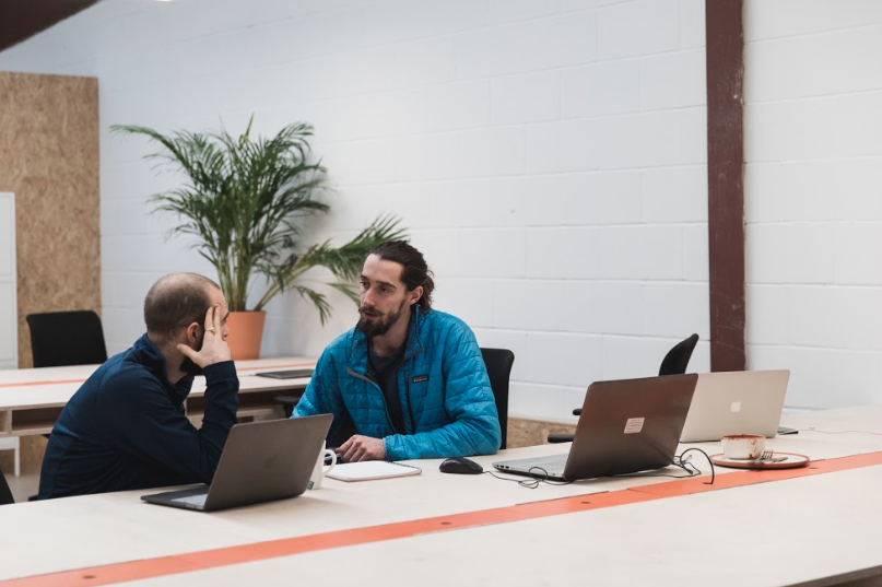 YONDER Workspace Flexi & Permanenet Desks YONDER Workspace Flexi & Permanenet Desks