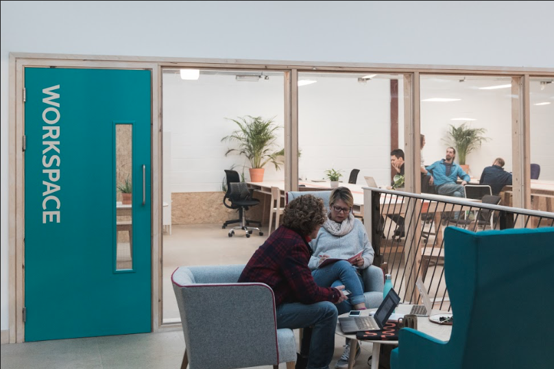 YONDER Workspace Flexi & Permanenet Desks YONDER Workspace Flexi & Permanenet Desks
