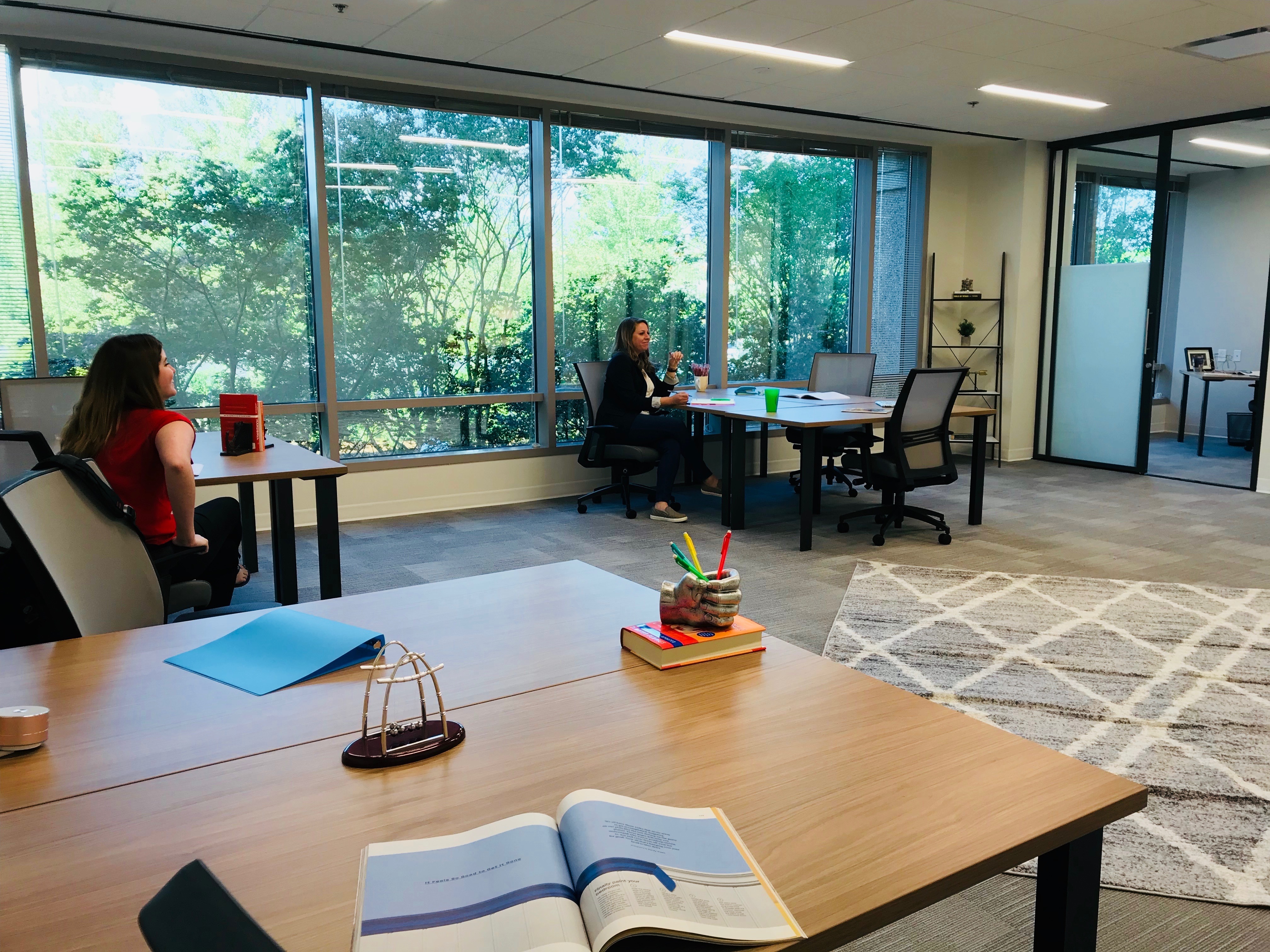 Large Team Room (14 people)