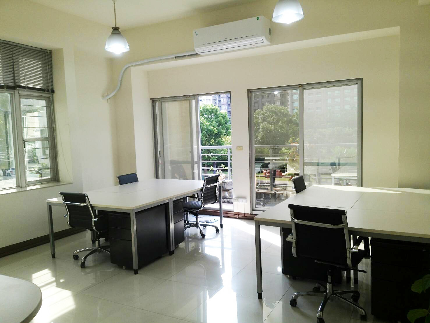 Global Town Business Center