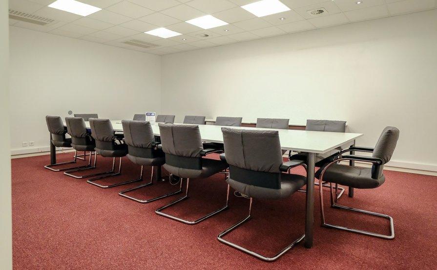 Board Room: Spacious & fully-equipped boardroom 