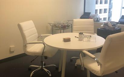 Extra Professional Office Space Extra Professional Office Space