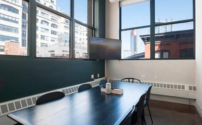 Multiple Desks in Creative Office Multiple Desks in Creative Office